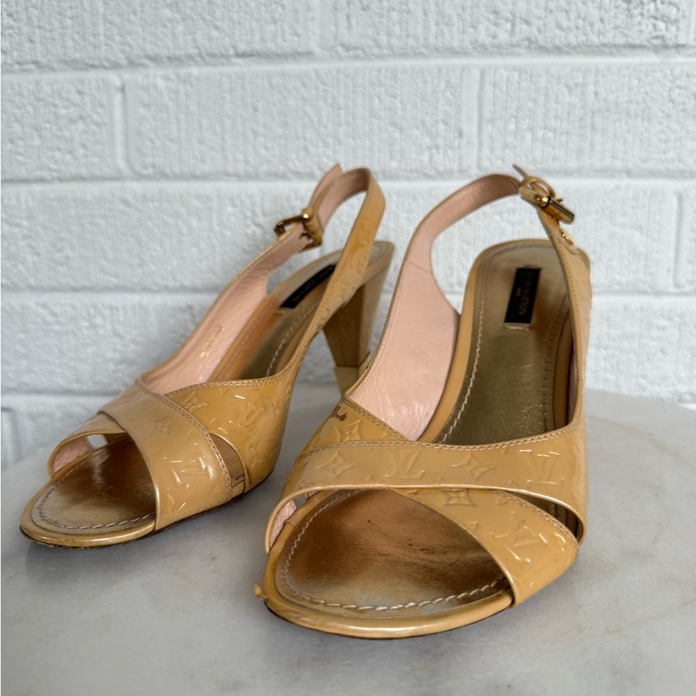 Louis Vuitton Tan Slingback Heels